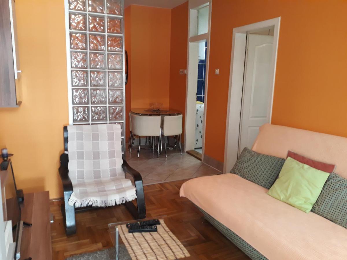 Apartment Ema *
